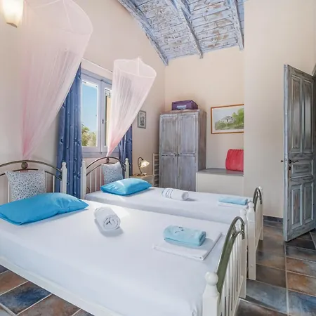 Simeoni Lefkada City